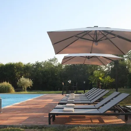 Villa Regina Elena Vittoria *