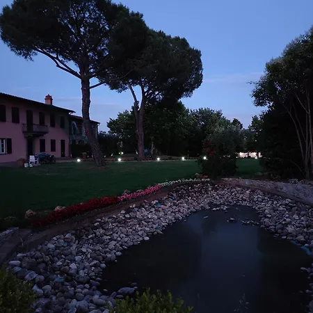 Regina Elena Vittoria Villa Porcari