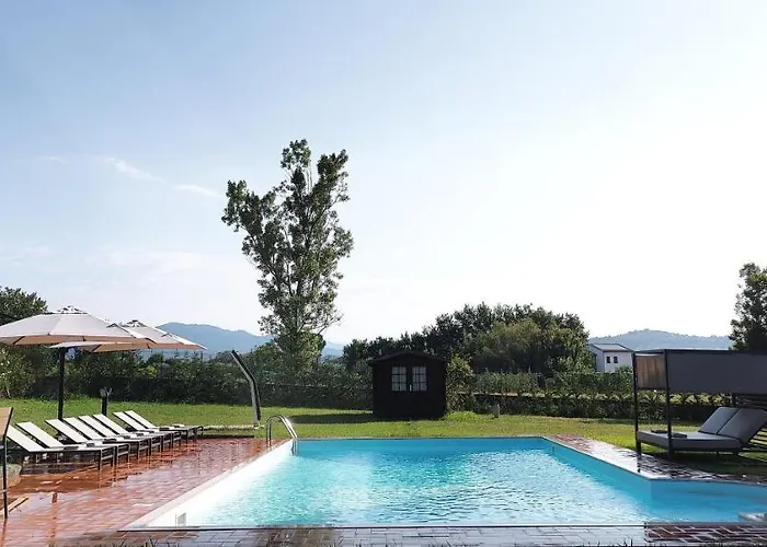 Regina Elena Vittoria Villa Porcari