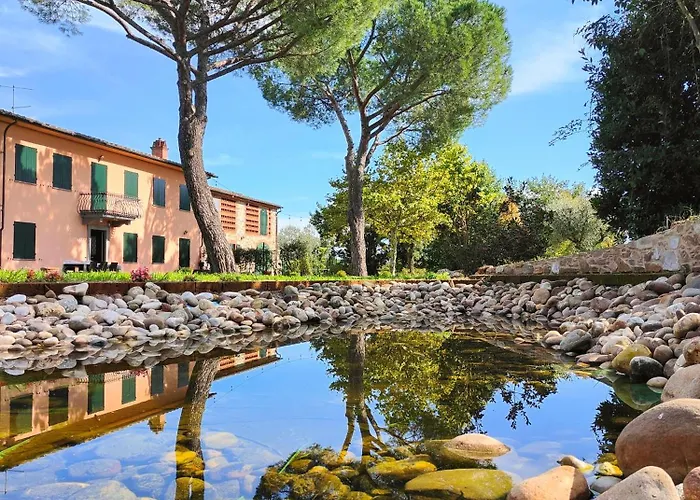 Regina Elena Vittoria Villa *